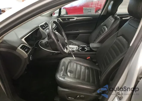 2015 Ford Fusion Se z USA, uszkodzony, nr VIN 3FA6P0H99FR129751